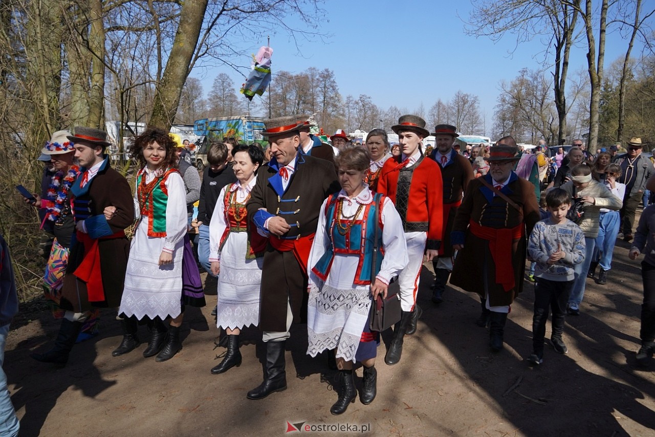 Topienie Marzanny w Brodowych Łąkach [29.03.2025] - zdjęcie #94 - eOstroleka.pl