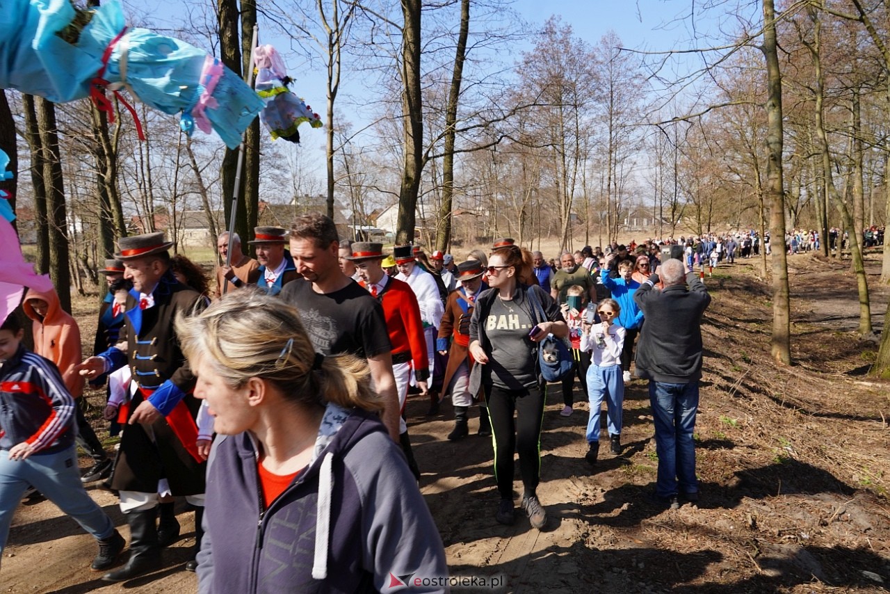 Topienie Marzanny w Brodowych Łąkach [29.03.2025] - zdjęcie #82 - eOstroleka.pl
