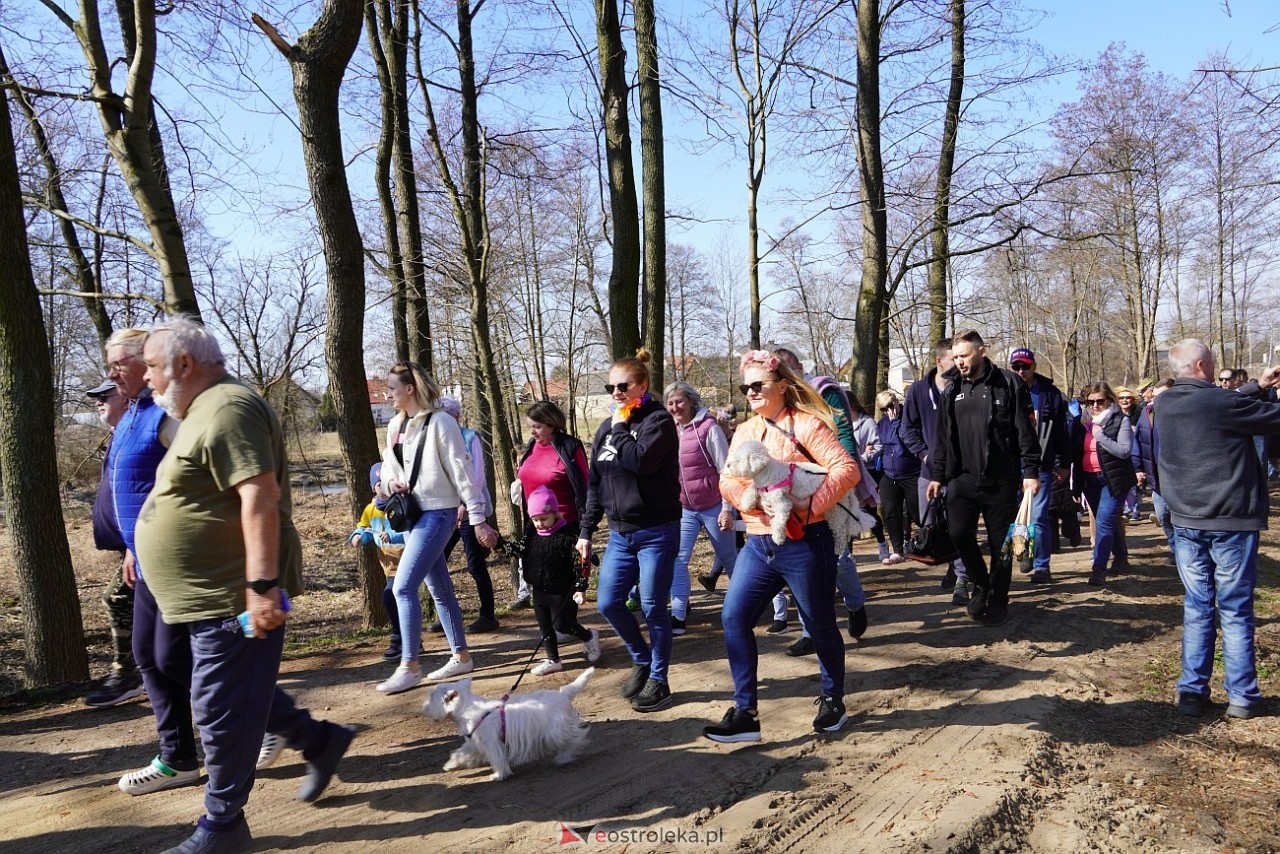 Topienie Marzanny w Brodowych Łąkach [29.03.2025] - zdjęcie #79 - eOstroleka.pl