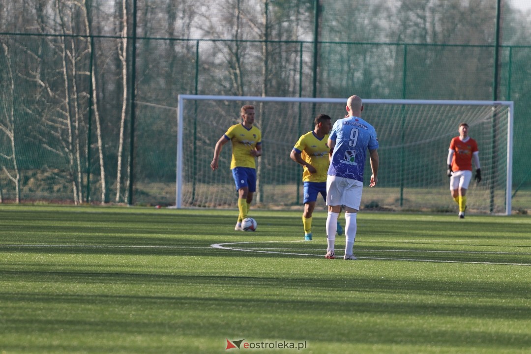 KS CK Troszyn - MKS Przasnysz [29.03.2025] - zdjęcie #34 - eOstroleka.pl