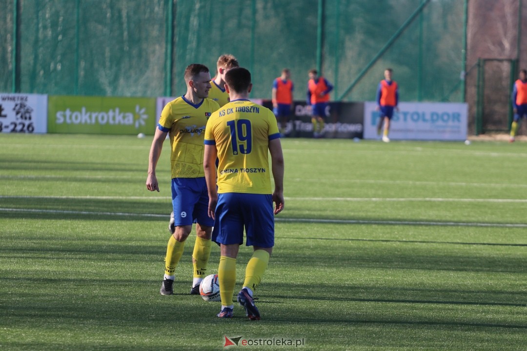 KS CK Troszyn - MKS Przasnysz [29.03.2025] - zdjęcie #8 - eOstroleka.pl