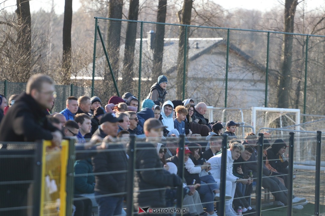 KS CK Troszyn - MKS Przasnysz [29.03.2025] - zdjęcie #3 - eOstroleka.pl