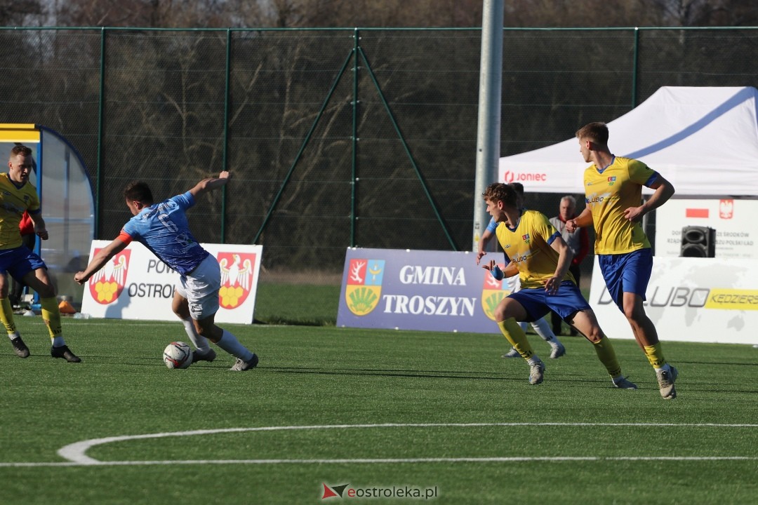 KS CK Troszyn - MKS Przasnysz [29.03.2025] - zdjęcie #1 - eOstroleka.pl