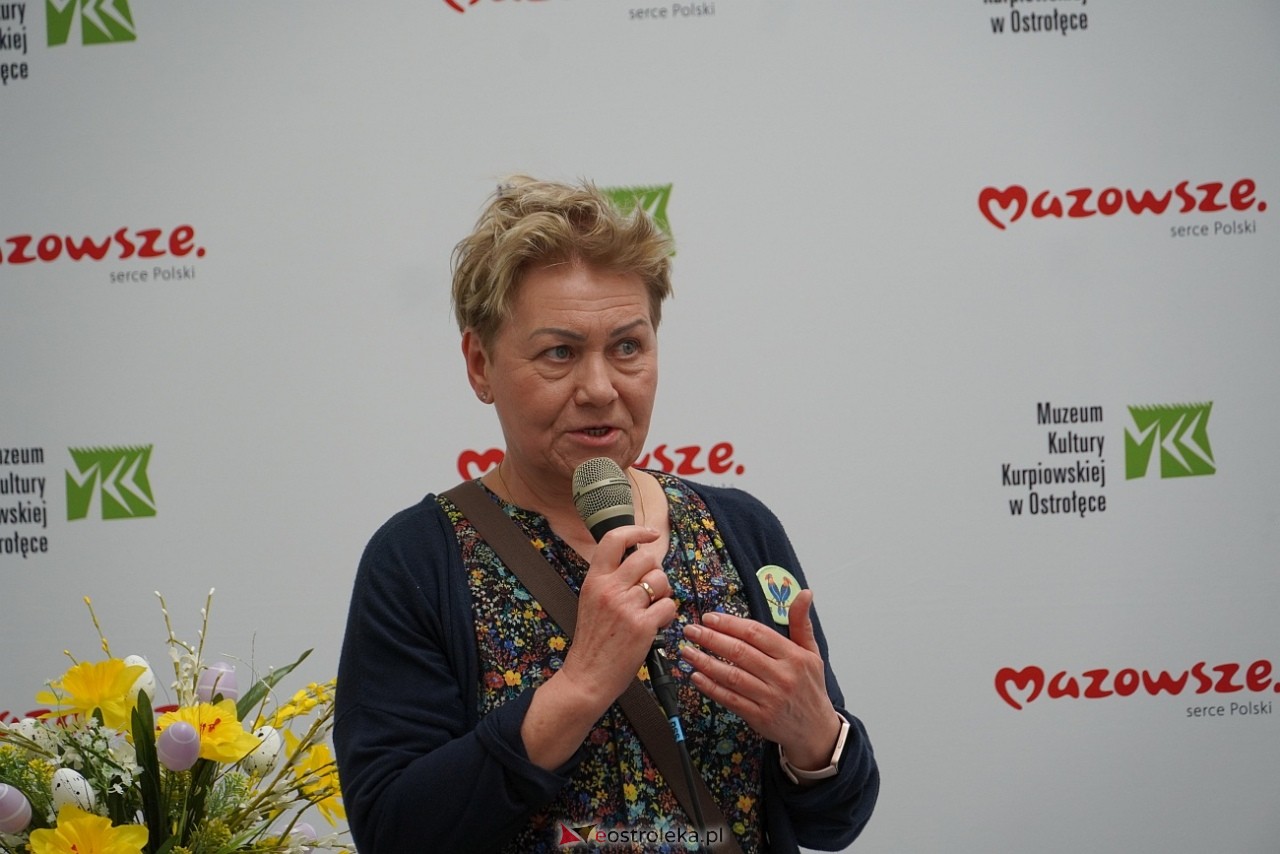 Shummer inspiruje - spotkanie podsumowujące plener malarski i konkurs literacki w MKK [30.03.2025] - zdjęcie #42 - eOstroleka.pl