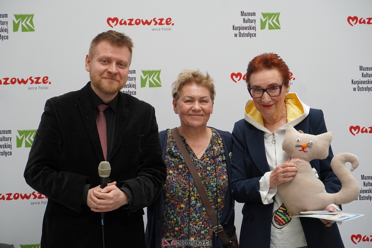 Shummer inspiruje - spotkanie podsumowujące plener malarski i konkurs literacki w MKK [30.03.2025] - zdjęcie #9 - eOstroleka.pl