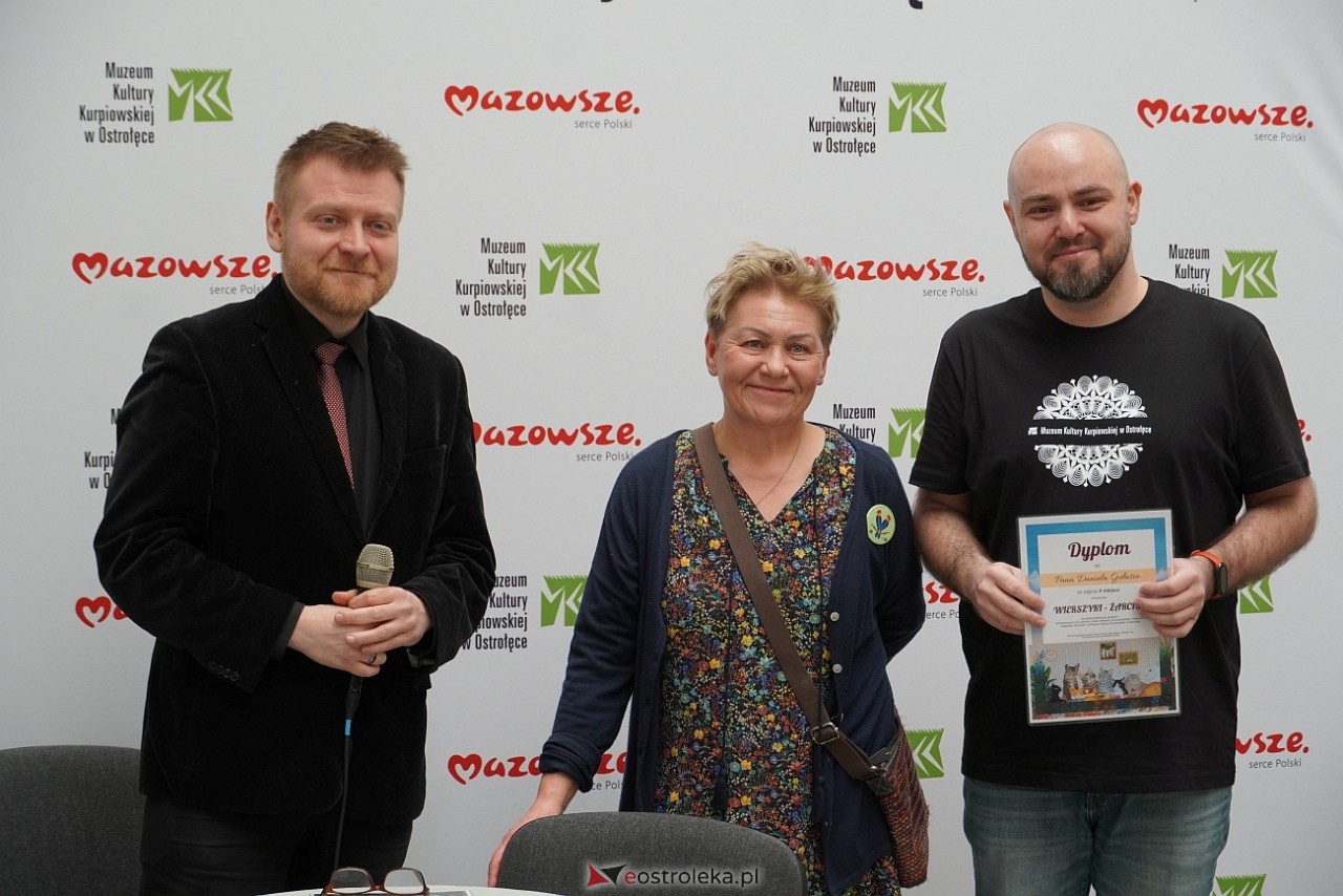 Shummer inspiruje - spotkanie podsumowujące plener malarski i konkurs literacki w MKK [30.03.2025] - zdjęcie #5 - eOstroleka.pl