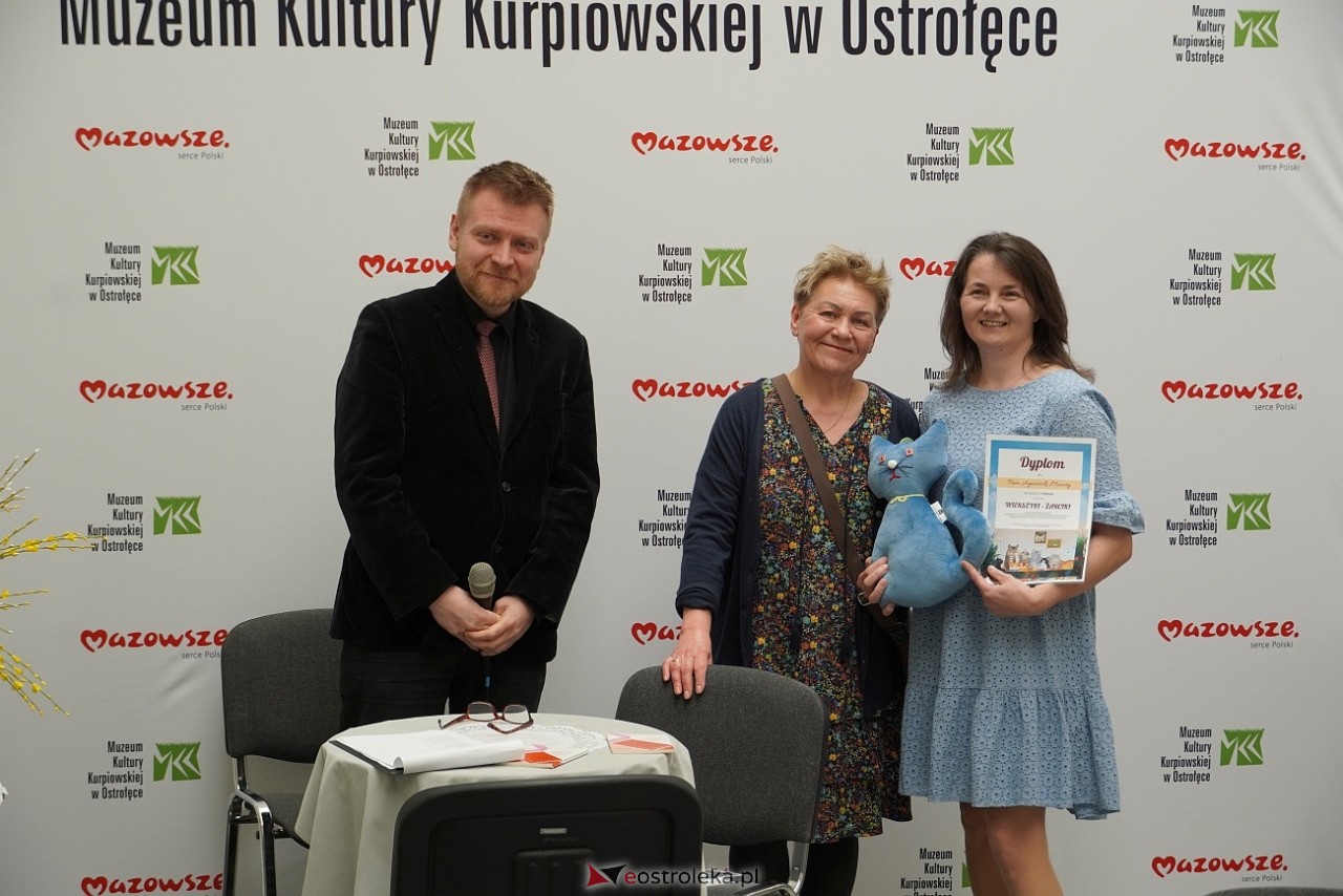 Shummer inspiruje - spotkanie podsumowujące plener malarski i konkurs literacki w MKK [30.03.2025] - zdjęcie #1 - eOstroleka.pl
