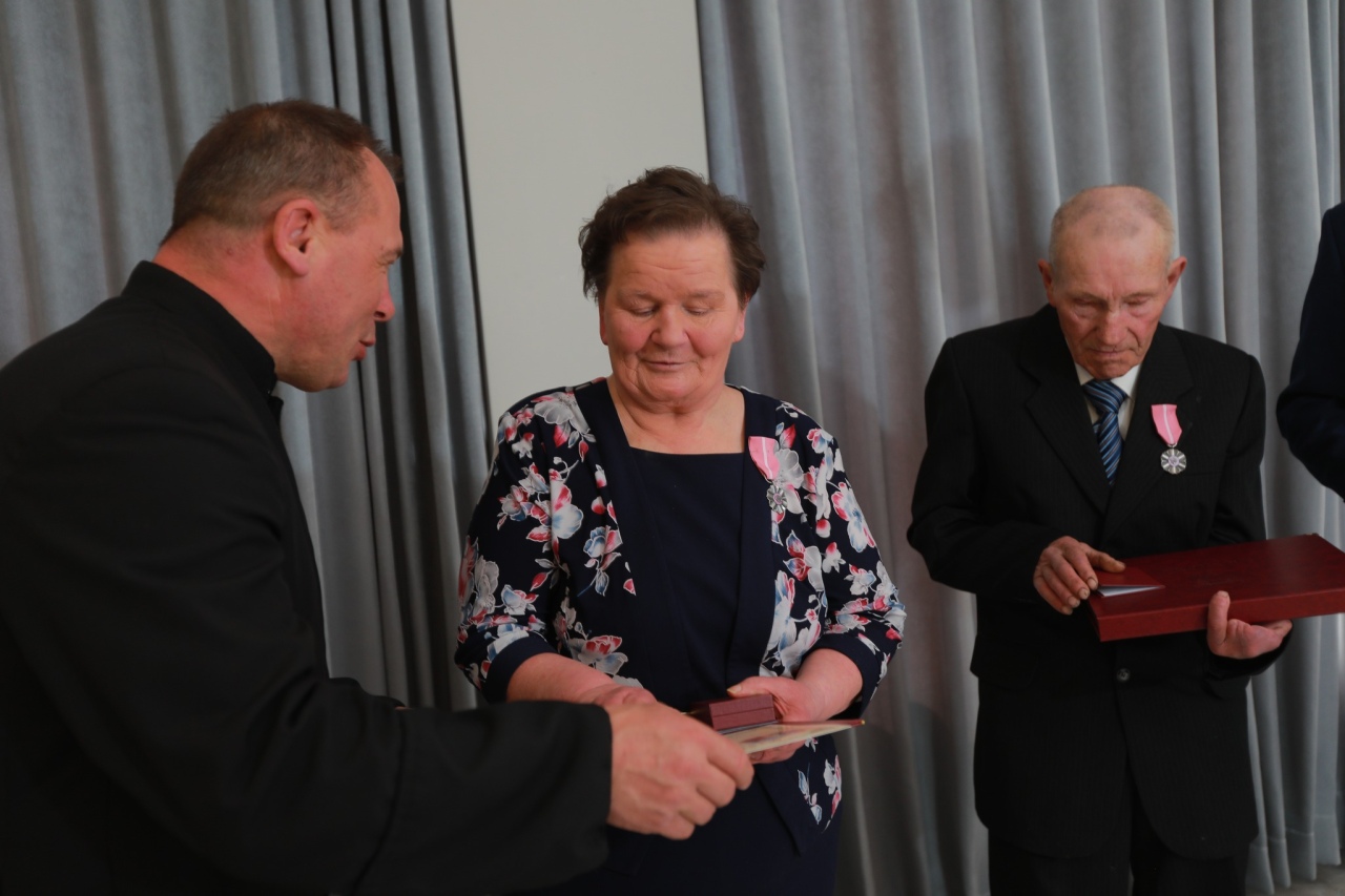 Jubileusz Złotych i Srebrnych Godów w Gminie Rzekuń [30.03.2025] - zdjęcie #48 - eOstroleka.pl