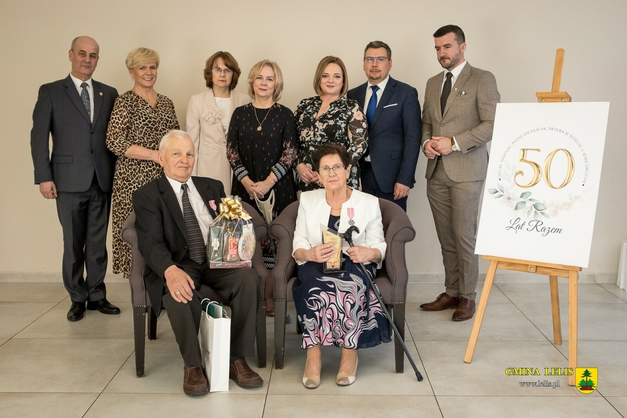 50 lat razem: Uroczyste obchody Złotych Godów w Lelisie [29.03.2025]] - zdjęcie #58 - eOstroleka.pl