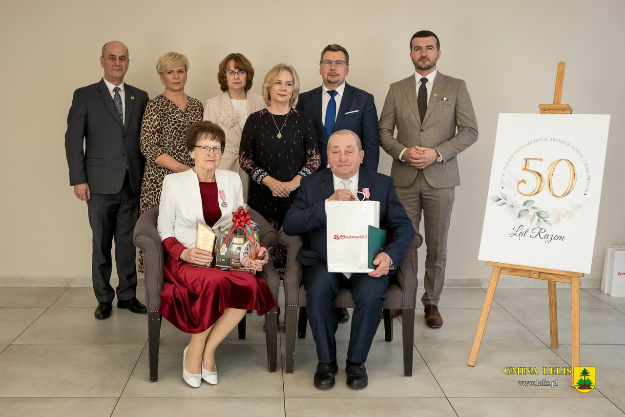 50 lat razem: Uroczyste obchody Złotych Godów w Lelisie [29.03.2025]] - zdjęcie #56 - eOstroleka.pl