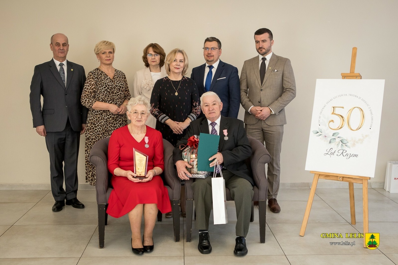 50 lat razem: Uroczyste obchody Złotych Godów w Lelisie [29.03.2025]] - zdjęcie #55 - eOstroleka.pl