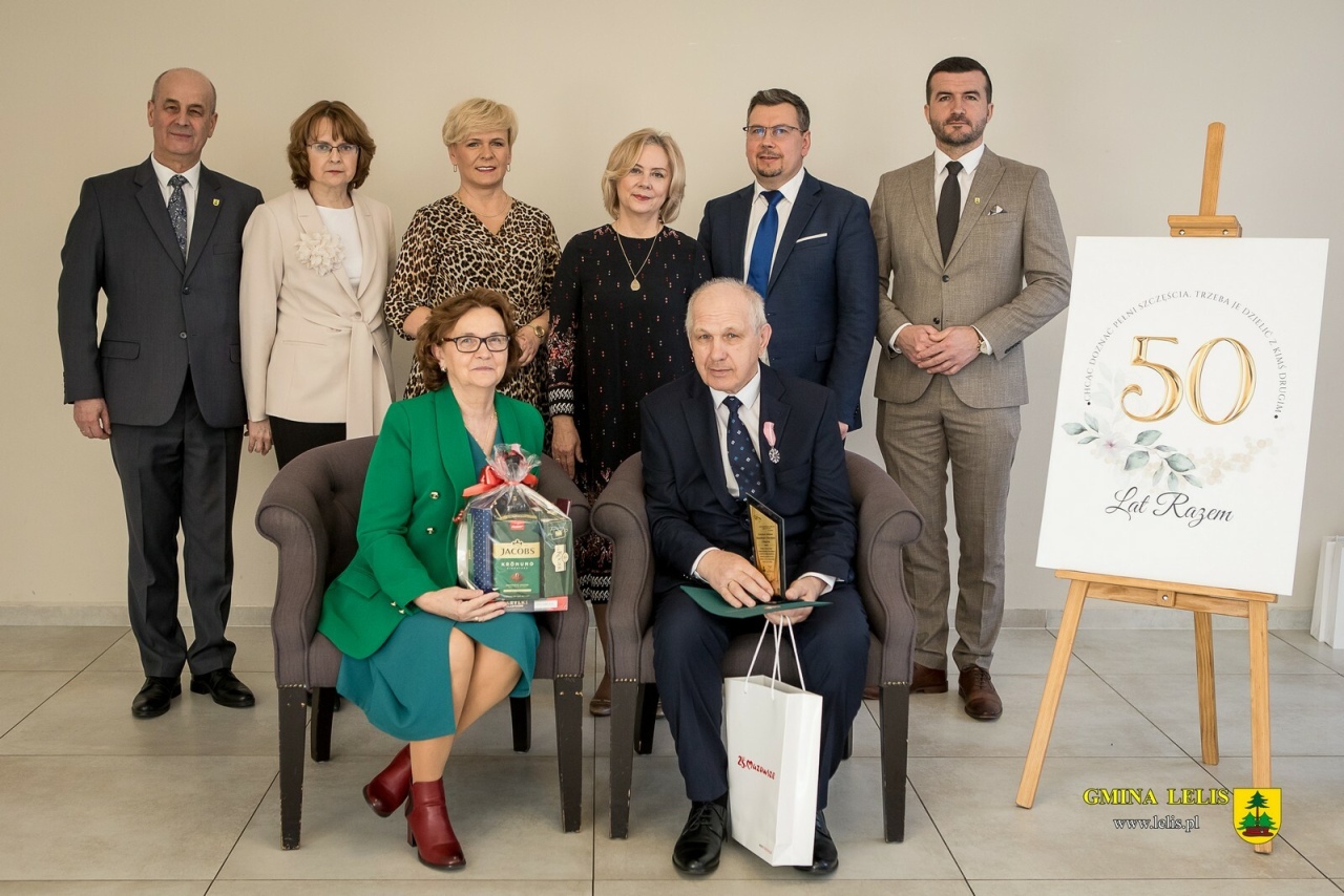 50 lat razem: Uroczyste obchody Złotych Godów w Lelisie [29.03.2025]] - zdjęcie #43 - eOstroleka.pl