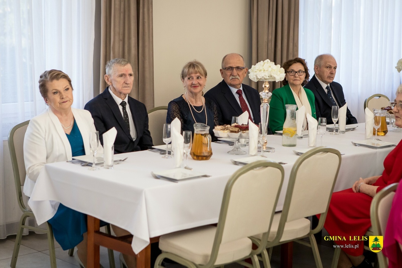 50 lat razem: Uroczyste obchody Złotych Godów w Lelisie [29.03.2025]] - zdjęcie #42 - eOstroleka.pl