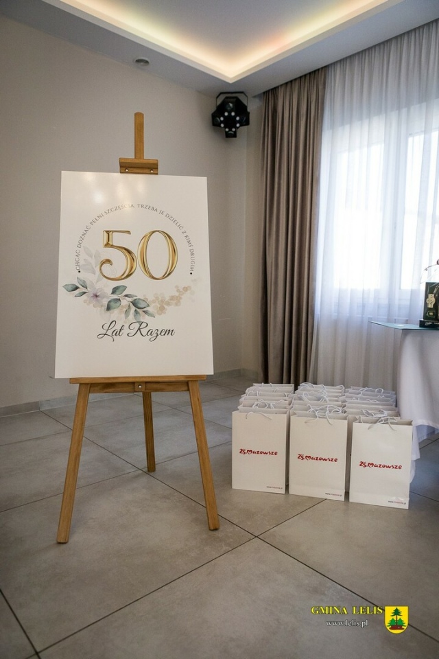 50 lat razem: Uroczyste obchody Złotych Godów w Lelisie [29.03.2025]] - zdjęcie #36 - eOstroleka.pl