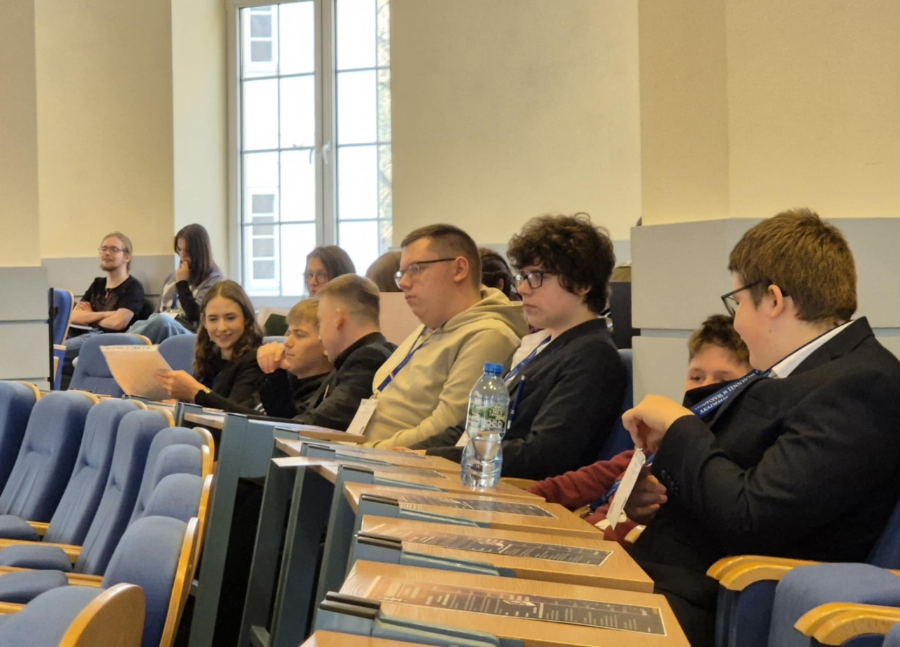 XIV edycja ogólnopolskiej konferencji naukowej Logistyka & Bezpieczeństwo [02.04.2025] - zdjęcie #12 - eOstroleka.pl