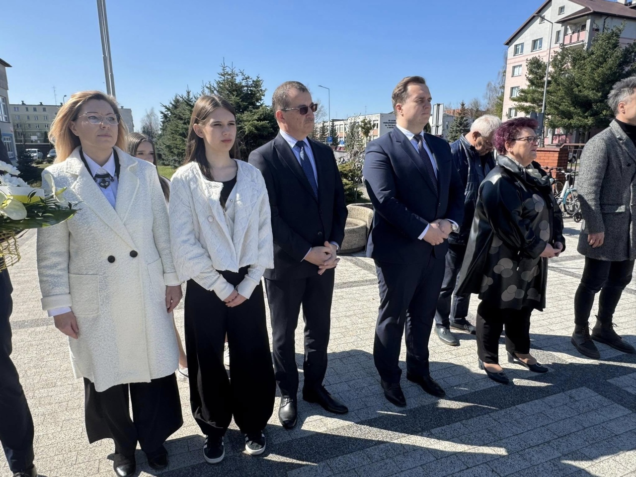 Ostrołęka uczciła pamięć Jana Pawła II w 20. rocznicę śmierci [02.04.2025]] - zdjęcie #15 - eOstroleka.pl