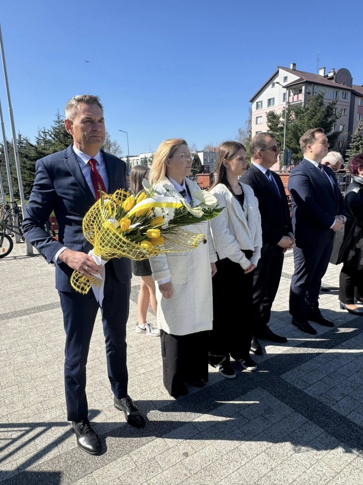 Ostrołęka uczciła pamięć Jana Pawła II w 20. rocznicę śmierci [02.04.2025]] - zdjęcie #7 - eOstroleka.pl