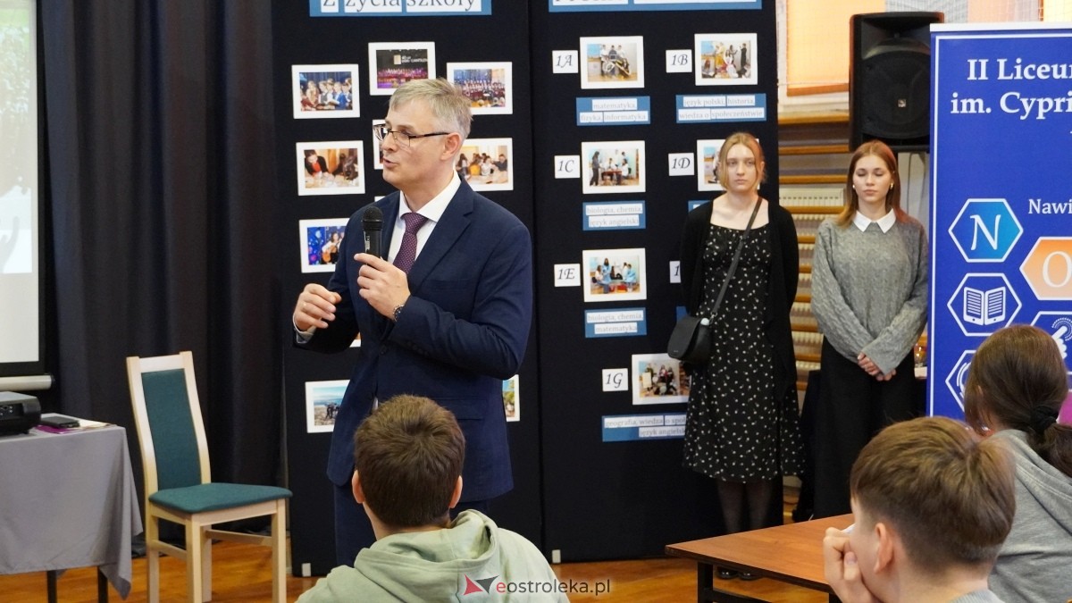 Konkurs wiedzy humanistycznej Kulturalny przekładaniec w II LO [03.04.2025] - zdjęcie #40 - eOstroleka.pl