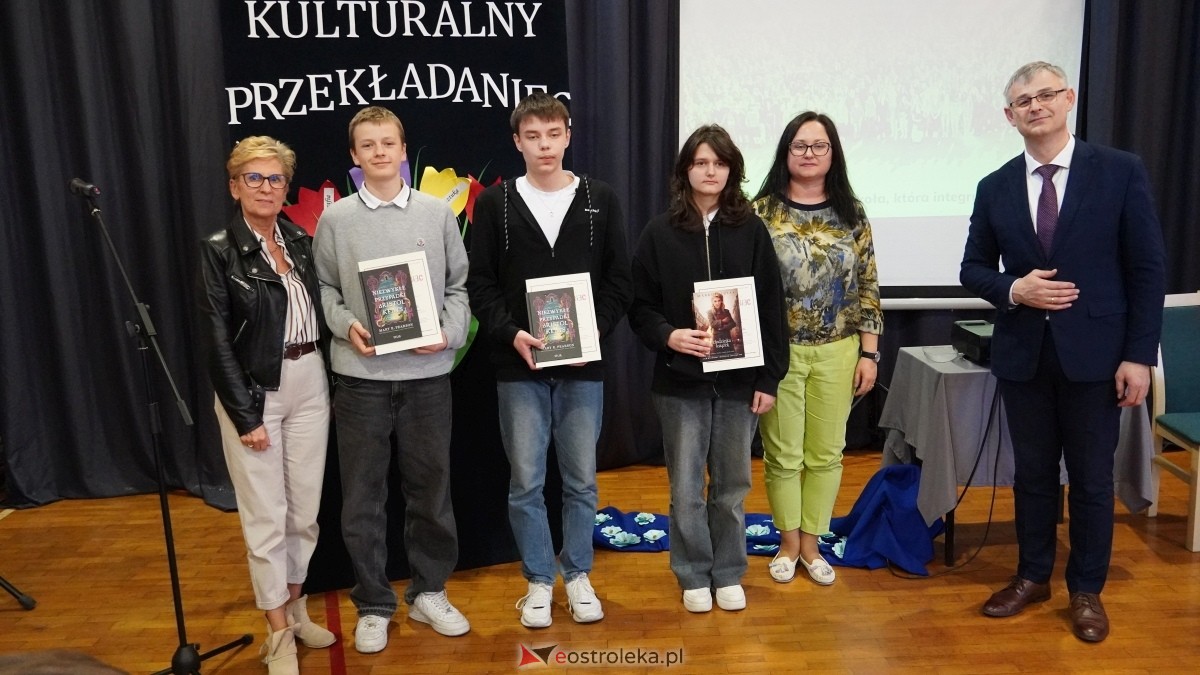 Konkurs wiedzy humanistycznej Kulturalny przekładaniec w II LO [03.04.2025] - zdjęcie #27 - eOstroleka.pl