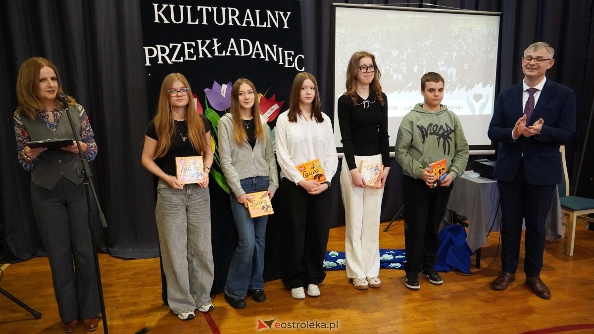 Konkurs wiedzy humanistycznej Kulturalny przekładaniec w II LO [03.04.2025] - zdjęcie #16 - eOstroleka.pl