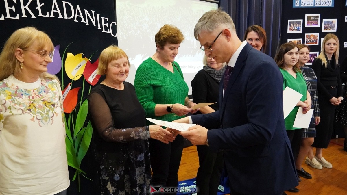 Konkurs wiedzy humanistycznej Kulturalny przekładaniec w II LO [03.04.2025] - zdjęcie #11 - eOstroleka.pl