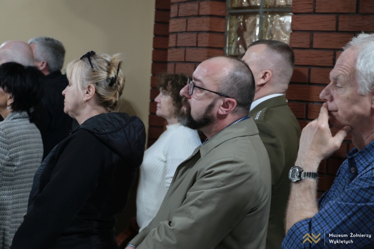 Ostatnia droga śp. ppor Jana Olecha [04.04.2025] - zdjęcie #4 - eOstroleka.pl