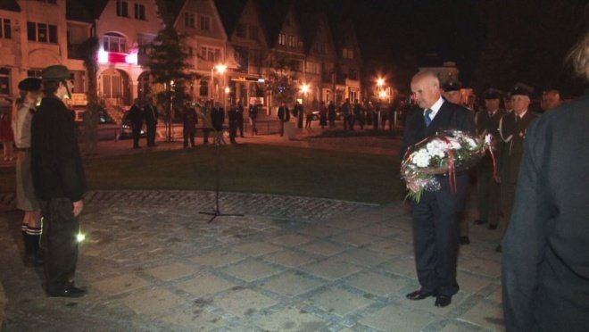 Miejskie obchody 72 rocznicy radzieckiej agresji na Polskę (17.09.2011) - zdjęcie #14 - eOstroleka.pl