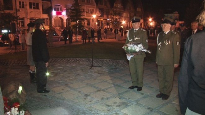 Miejskie obchody 72 rocznicy radzieckiej agresji na Polskę (17.09.2011) - zdjęcie #13 - eOstroleka.pl