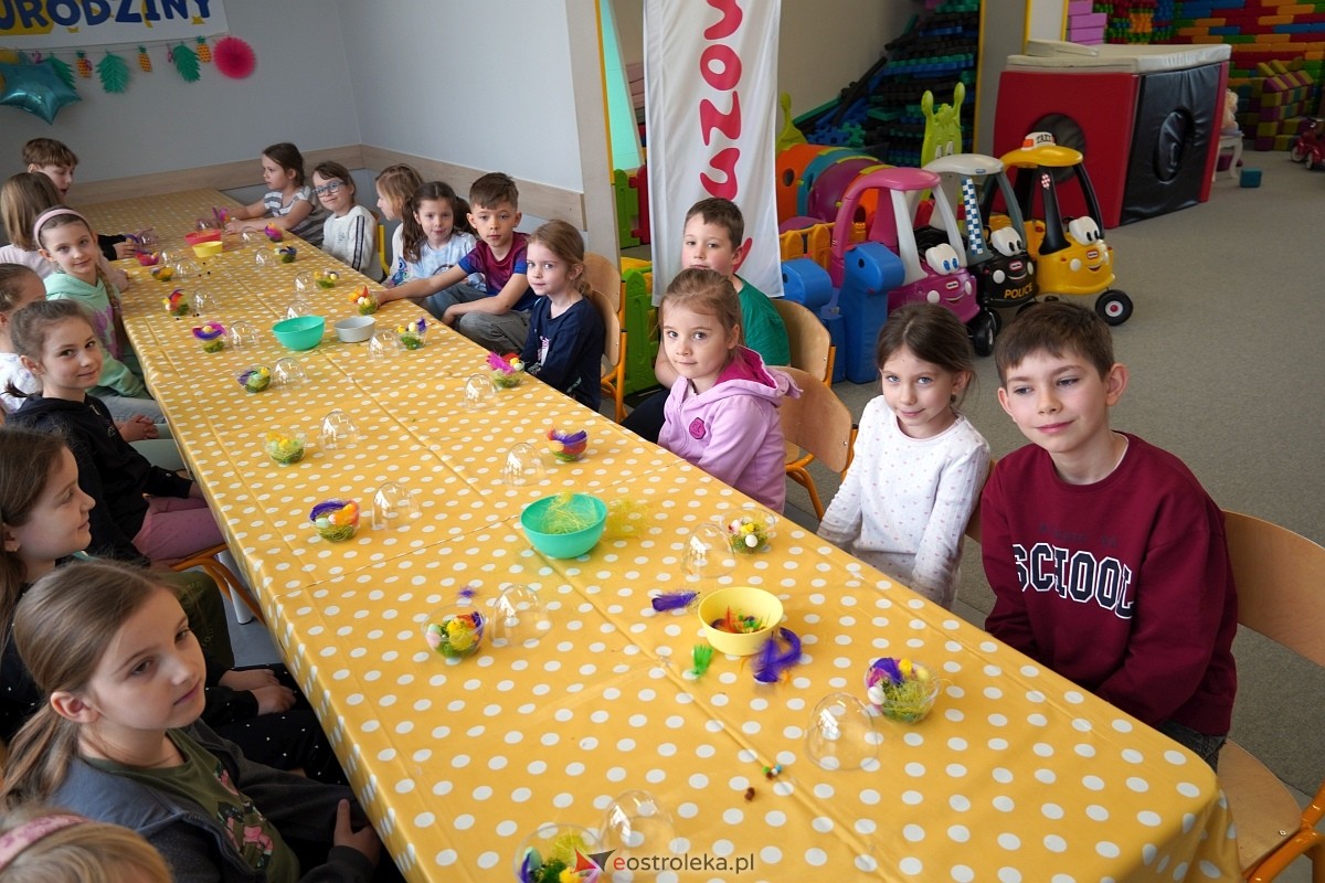 Warsztaty wielkanocne dla najmłodszych w Ostrołęce [05.04.2025] - zdjęcie #44 - eOstroleka.pl