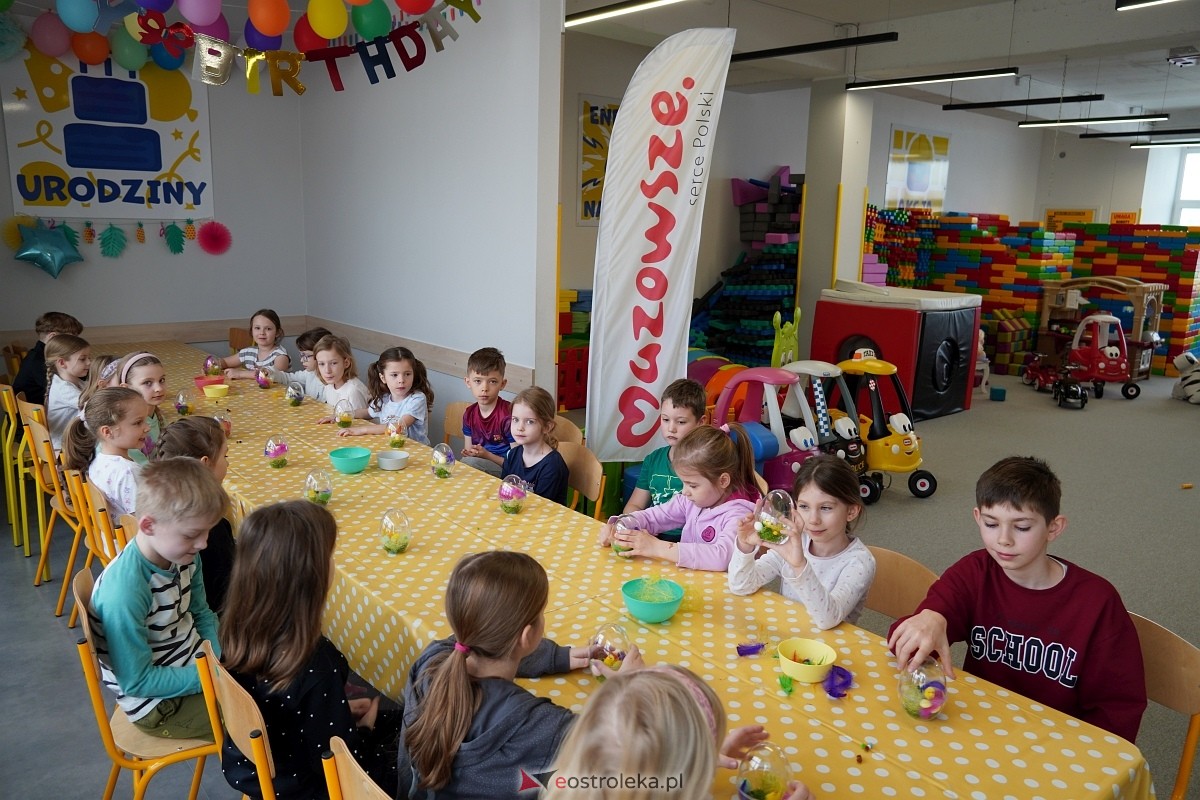 Warsztaty wielkanocne dla najmłodszych w Ostrołęce [05.04.2025] - zdjęcie #33 - eOstroleka.pl