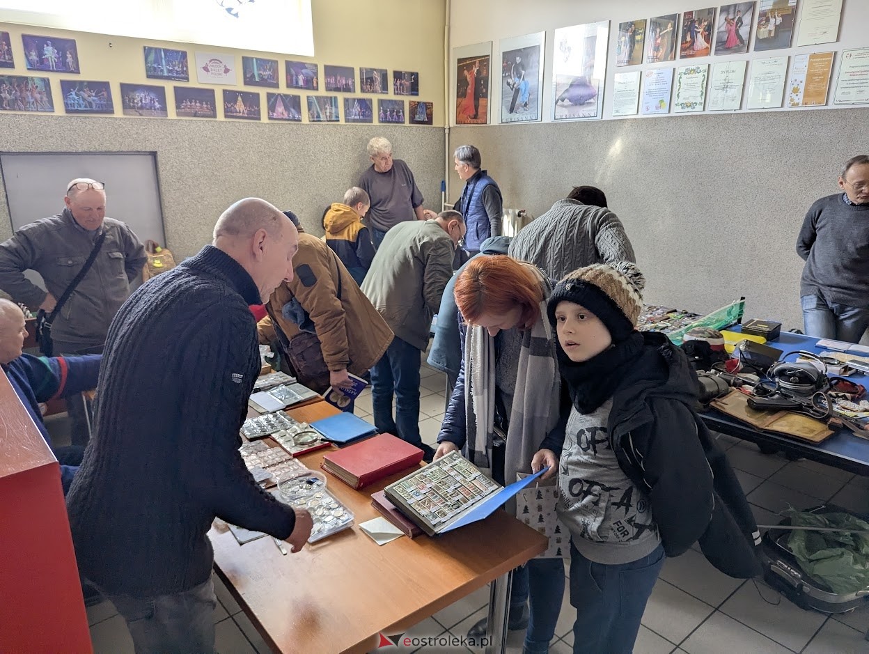 Giełda kolekcjonerska w Klubie Lokator [05.04.2025] - zdjęcie #15 - eOstroleka.pl