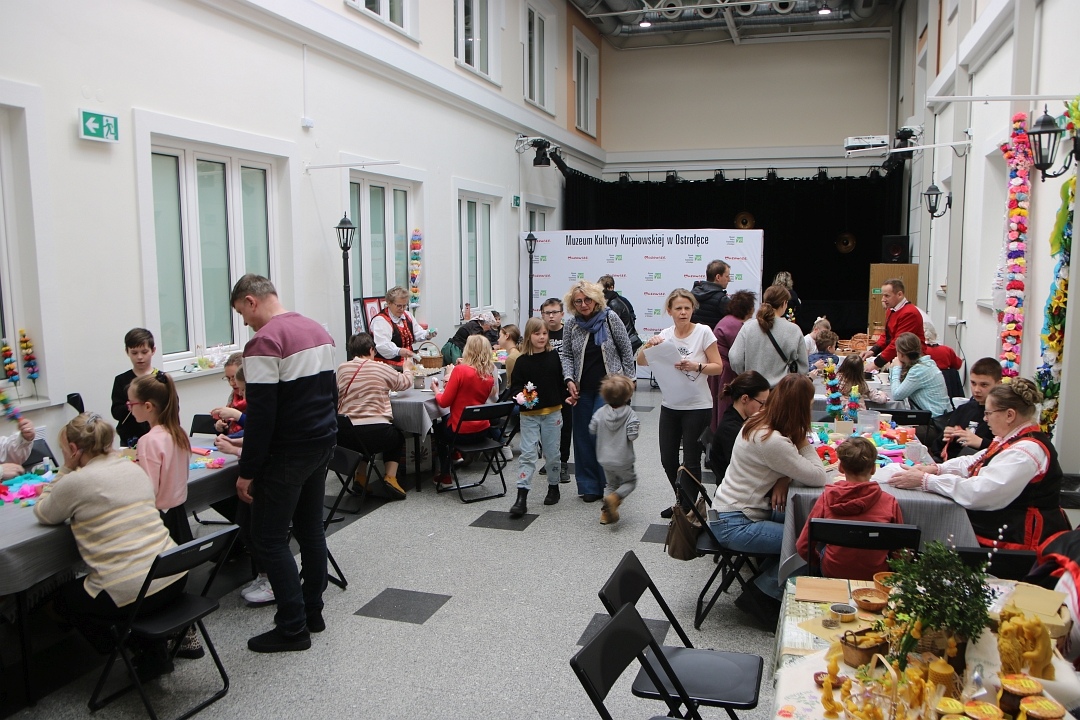 Idą Święta Żelgejnocy [06.04.25] - zdjęcie #4 - eOstroleka.pl