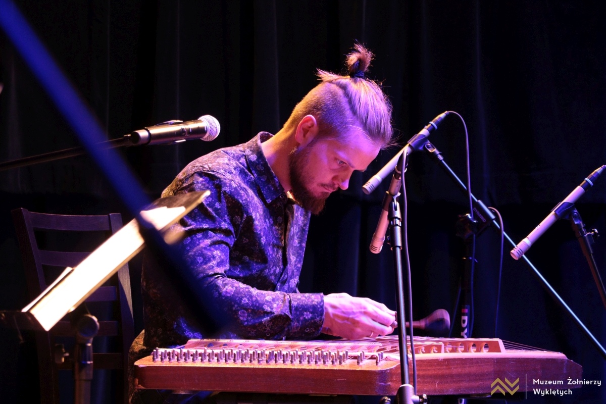 Koncert Kapeli Feadków w Muzeum Żołnierzy Wyklętych w Ostrołęce [05.04.2025] - zdjęcie #2 - eOstroleka.pl