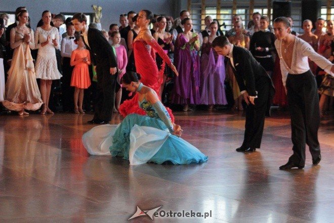 XXVII Ogólnopolski Turniej Tańca Towarzyskiego O Złotą Podwiązkę (17.09.2011) - zdjęcie #94 - eOstroleka.pl