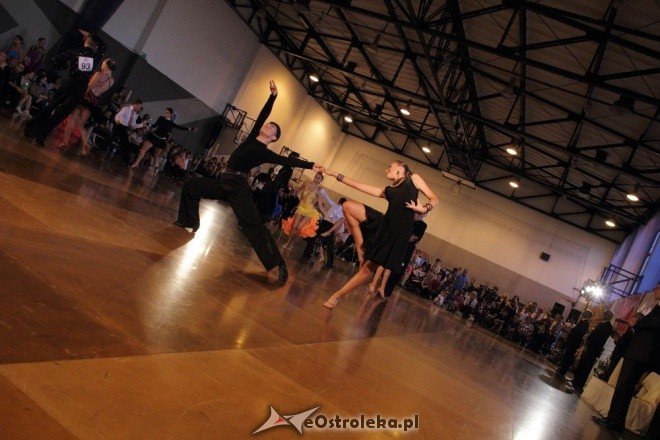 XXVII Ogólnopolski Turniej Tańca Towarzyskiego O Złotą Podwiązkę (17.09.2011) - zdjęcie #38 - eOstroleka.pl