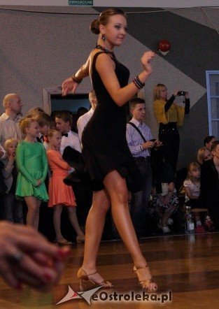 XXVII Ogólnopolski Turniej Tańca Towarzyskiego O Złotą Podwiązkę (17.09.2011) - zdjęcie #36 - eOstroleka.pl