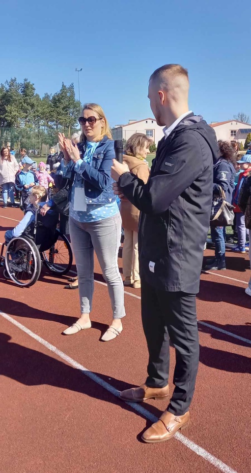 Obchody Światowego Dnia Świadomości Autyzmu w Baranowie [02.04.2025] - zdjęcie #48 - eOstroleka.pl