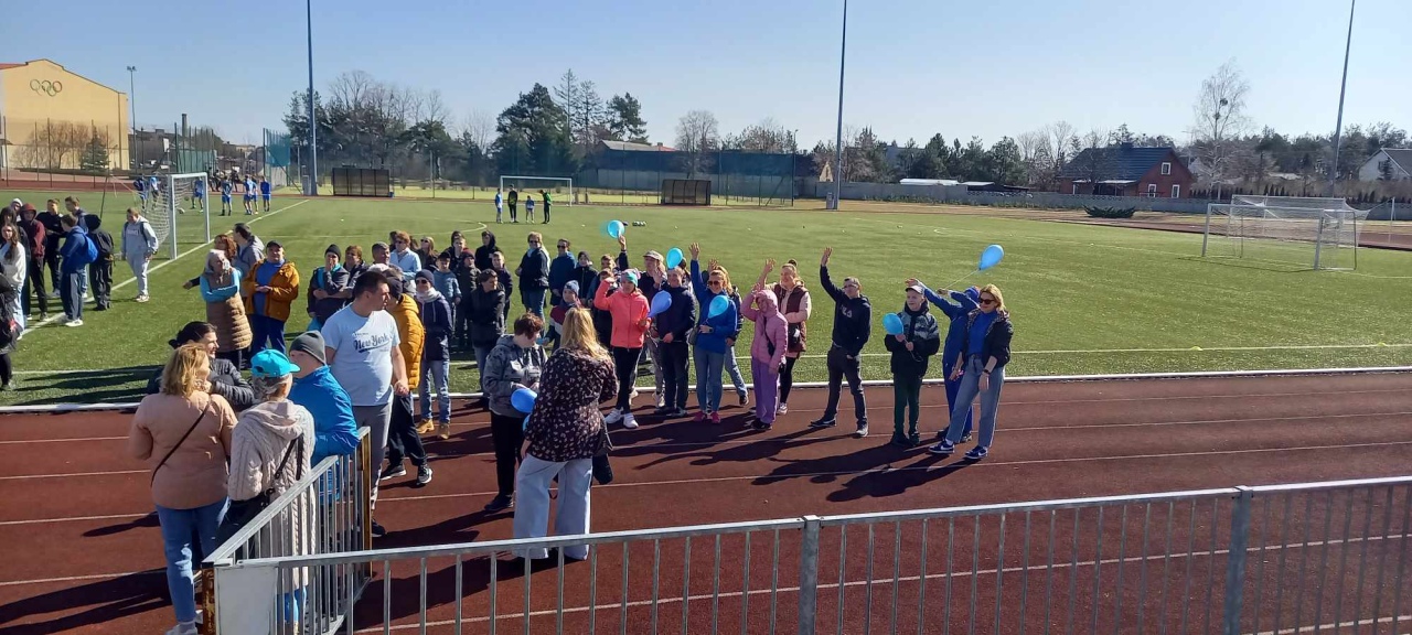 Obchody Światowego Dnia Świadomości Autyzmu w Baranowie [02.04.2025] - zdjęcie #36 - eOstroleka.pl