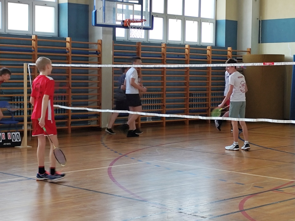 Mistrzostwa Troszyna w Badmintonie [06.04.2025] - zdjęcie #22 - eOstroleka.pl