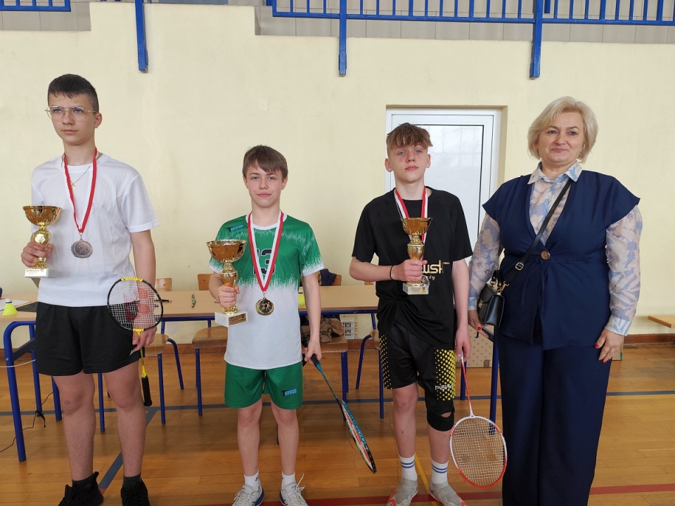 Mistrzostwa Troszyna w Badmintonie [06.04.2025] - zdjęcie #1 - eOstroleka.pl