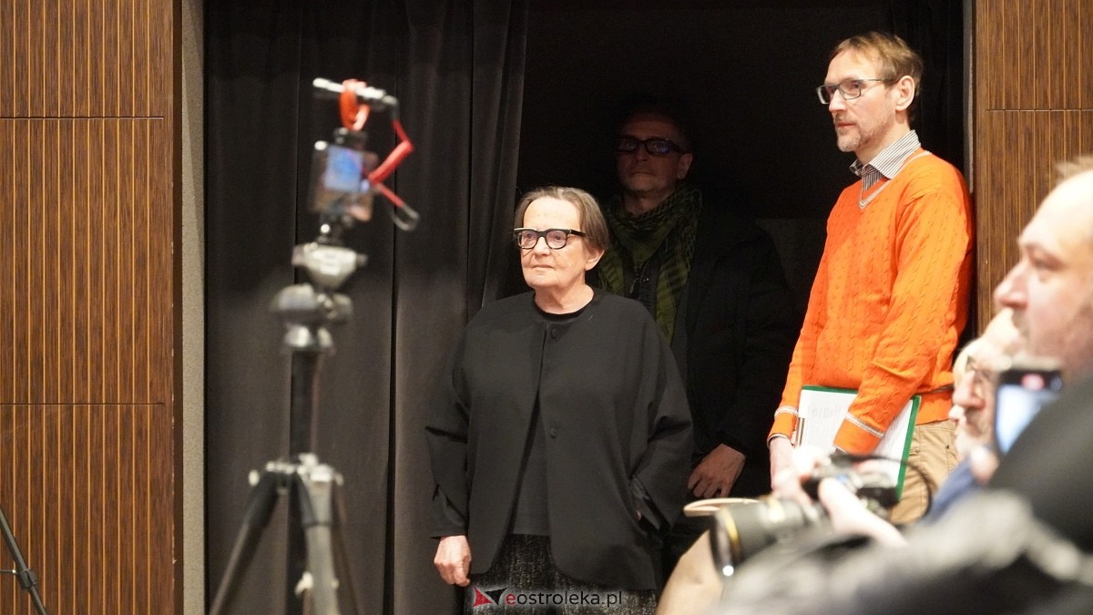 Agnieszka Holland w Ostrołęce [07.04.2025] - zdjęcie #18 - eOstroleka.pl