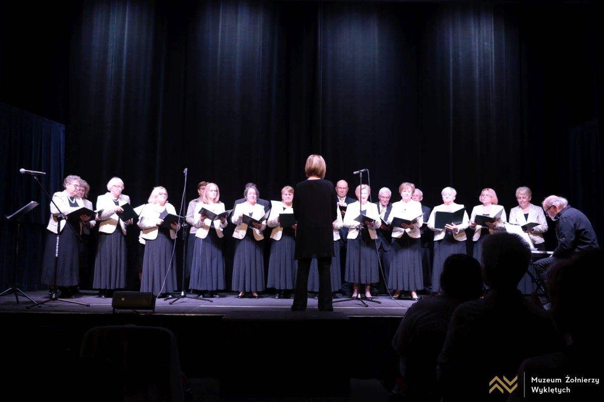 Koncert Wiosenny w Muzeum Żołnierzy Wyklętych [08.04.2025] - zdjęcie #30 - eOstroleka.pl