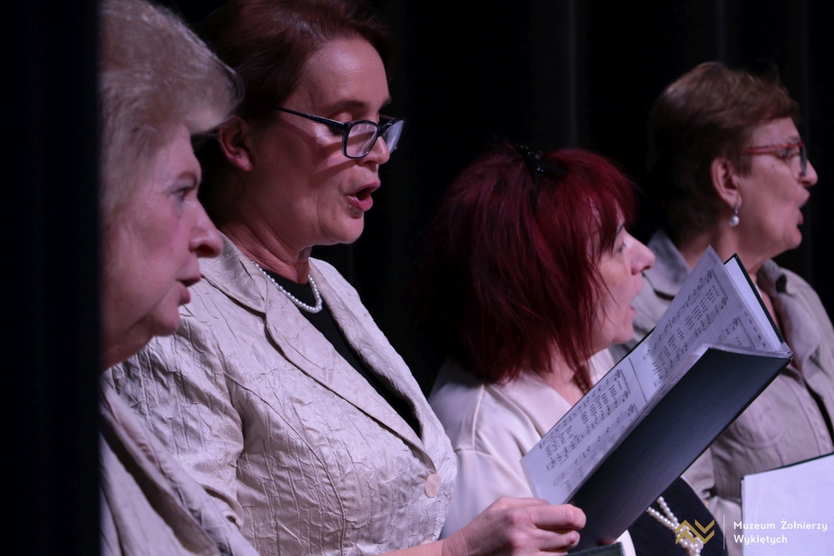 Koncert Wiosenny w Muzeum Żołnierzy Wyklętych [08.04.2025] - zdjęcie #10 - eOstroleka.pl