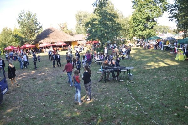 Festyn osiedla Łazek (18.IX.2011) - zdjęcie #5 - eOstroleka.pl