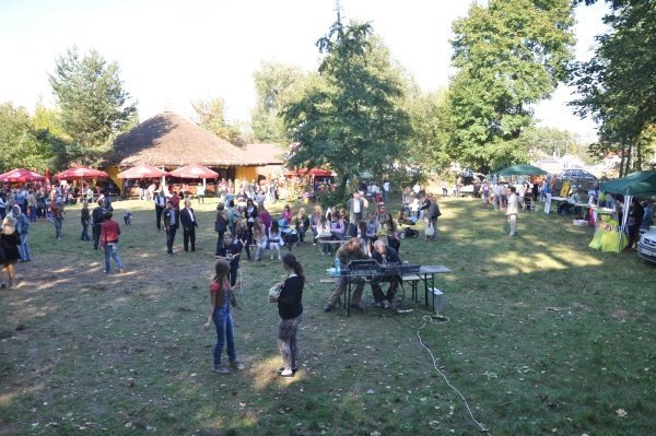 Festyn osiedla Łazek (18.IX.2011) - zdjęcie #4 - eOstroleka.pl