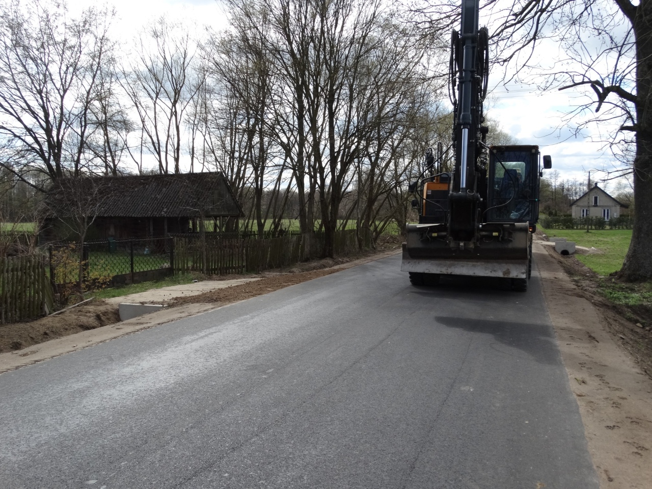 Rozbudowa drogi Grodzisk – Wojsze – Janki Młode [08.04.2025] - zdjęcie #12 - eOstroleka.pl