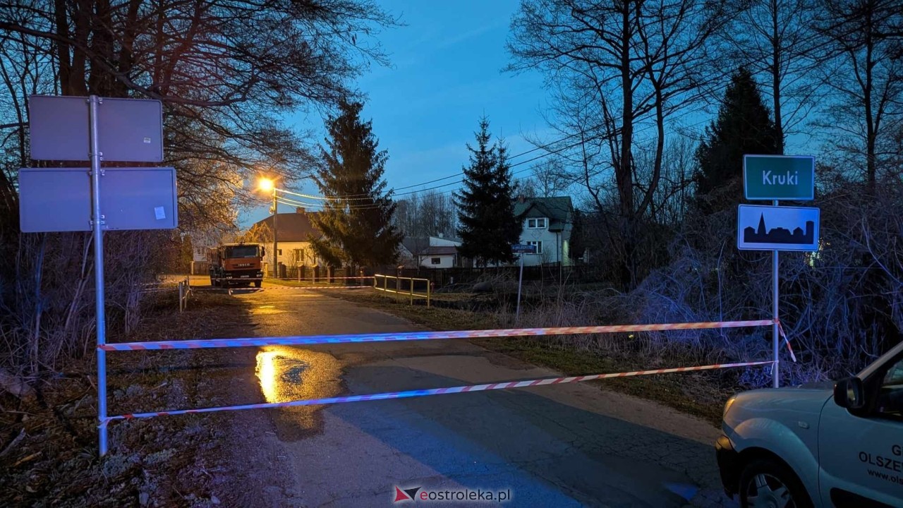 Pożar w Krukach na ulicy Kickiego [08.04.2025] - zdjęcie #14 - eOstroleka.pl