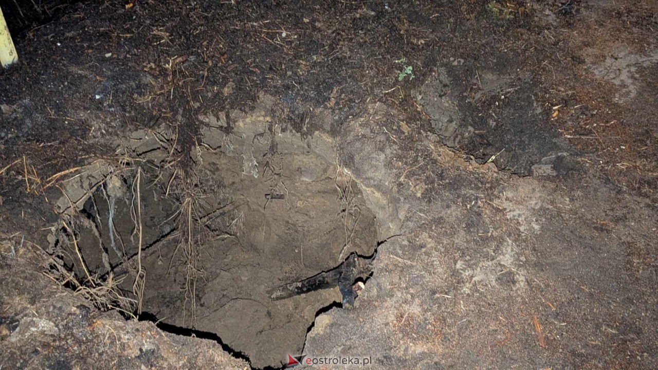 Pożar w Krukach na ulicy Kickiego [08.04.2025] - zdjęcie #8 - eOstroleka.pl