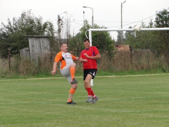 Rzekuń: Mecz samorządów w ramach zawodów sportowo-pożarniczych (18.IX.2011) - zdjęcie #13 - eOstroleka.pl