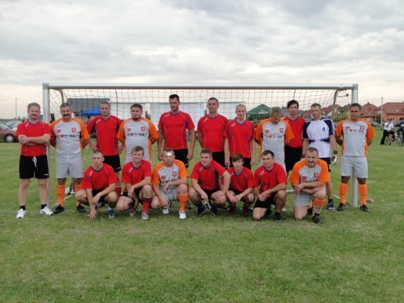 Rzekuń: Mecz samorządów w ramach zawodów sportowo-pożarniczych (18.IX.2011) - zdjęcie #1 - eOstroleka.pl